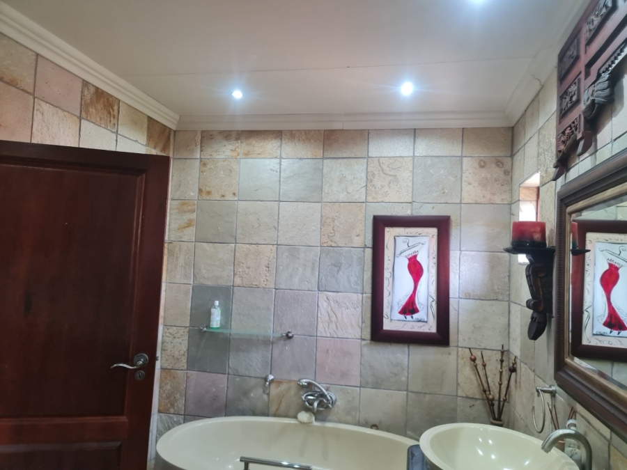 4 Bedroom Property for Sale in Cashan North West
